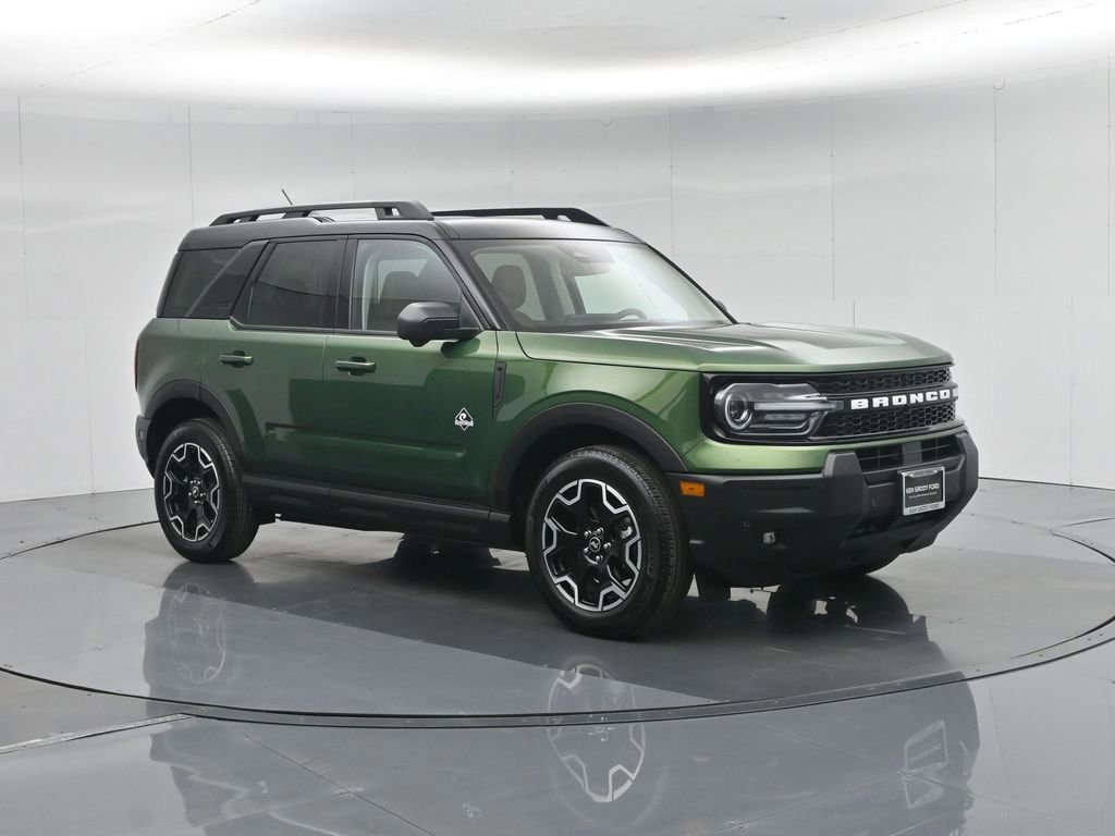 Certified 2025 Ford Bronco Sport Outer Banks w/ Outer Banks Tech Package+ image 3