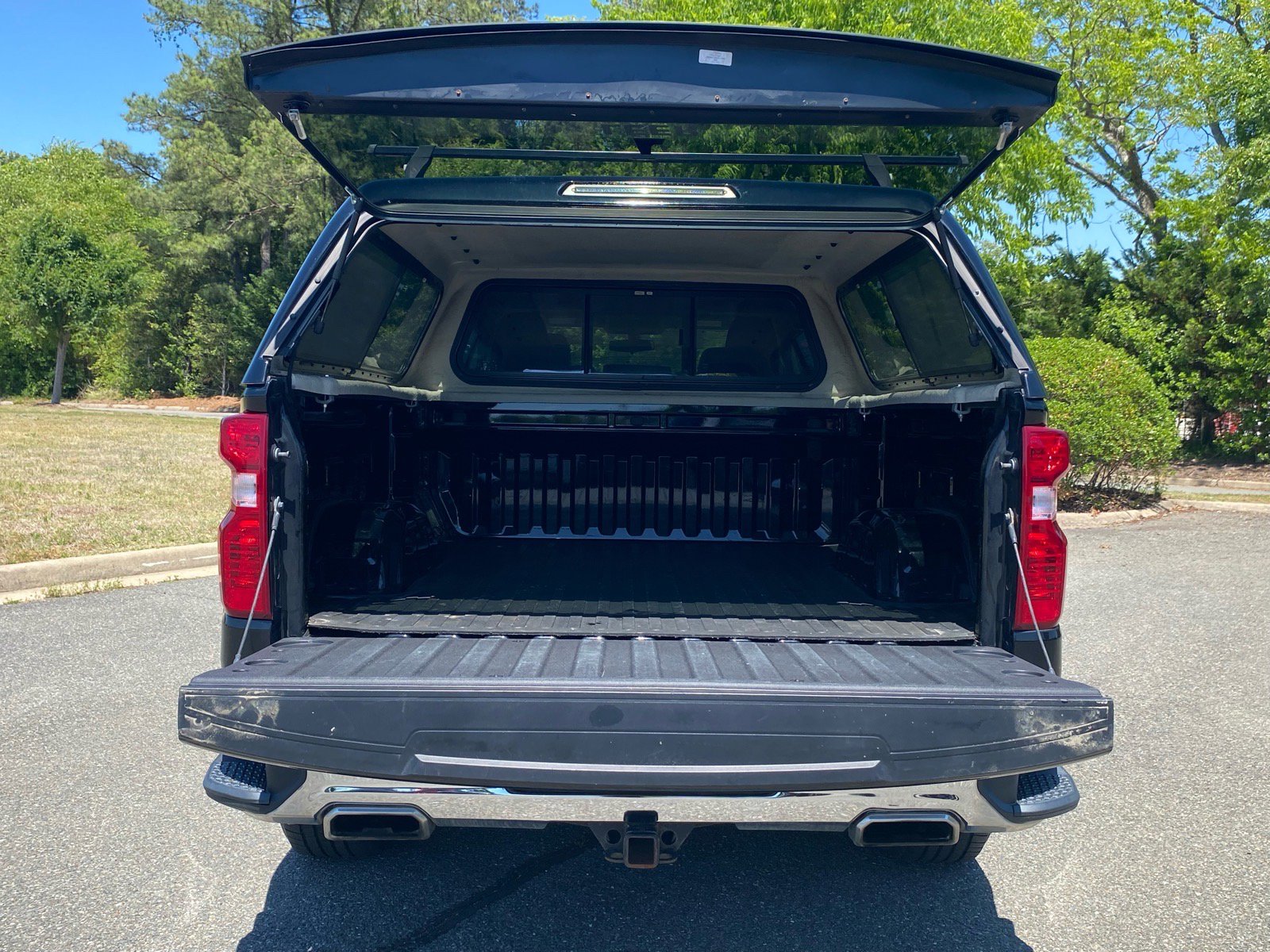 Used 2019 Chevrolet Silverado 1500 LT w/ All-Star Edition AWD/4WD image 6