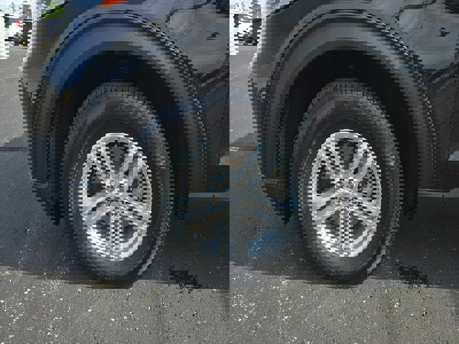 Certified 2022 Ford Explorer XLT image 26