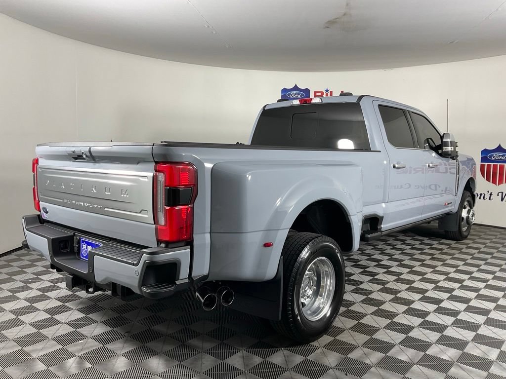Certified 2024 Ford F350 Platinum AWD/4WD image 3