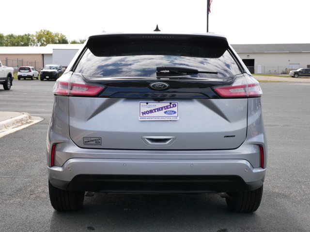Certified 2022 Ford Edge SE w/ Black Appearance Package AWD/4WD image 7