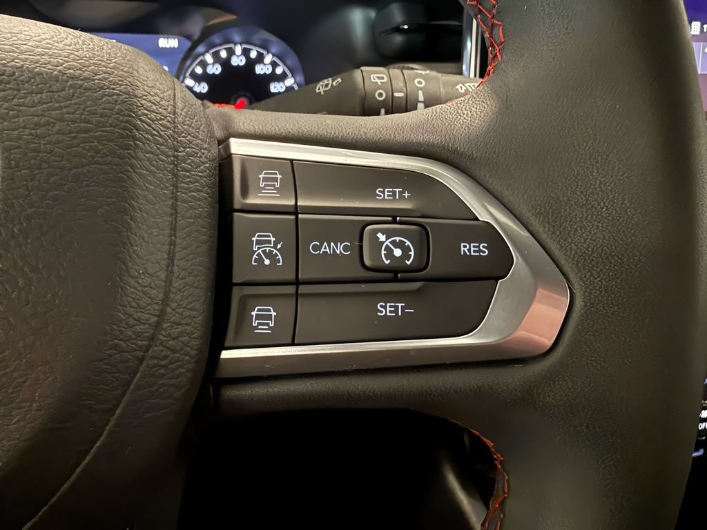 Used 2024 Jeep Compass Trailhawk AWD/4WD image 23