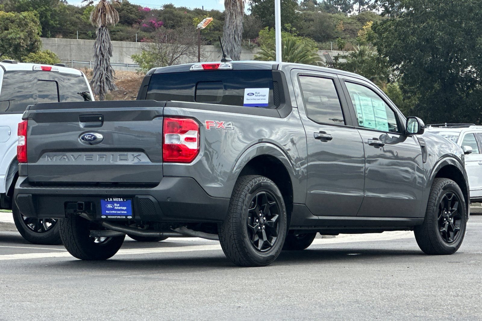 Certified 2024 Ford Maverick Lariat w/ FX4 Off-Road Package AWD/4WD image 3