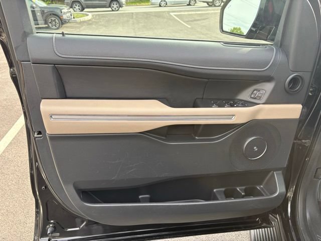 Certified 2024 Ford Expedition Limited AWD/4WD image 14