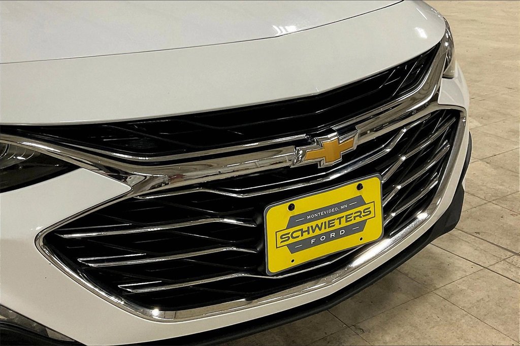 Used 2024 Chevrolet Malibu LT image 28