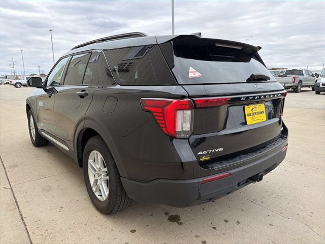 Certified 2025 Ford Explorer Active AWD/4WD image 5
