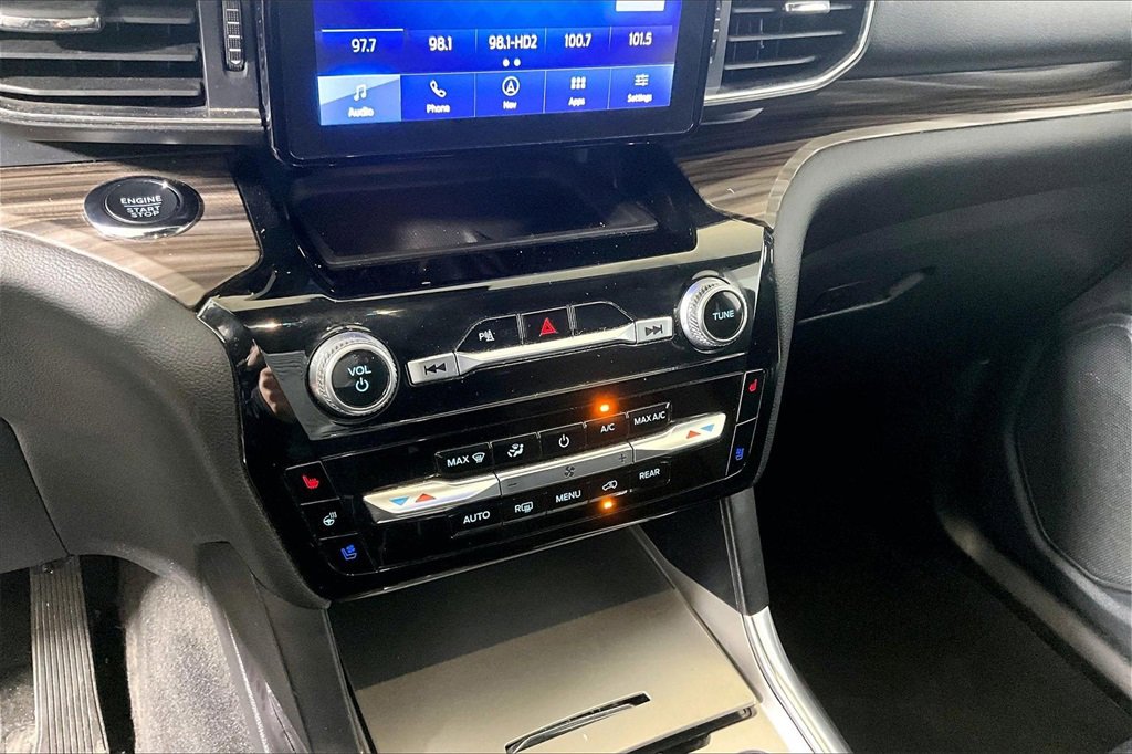 Certified 2024 Ford Explorer Limited image 26