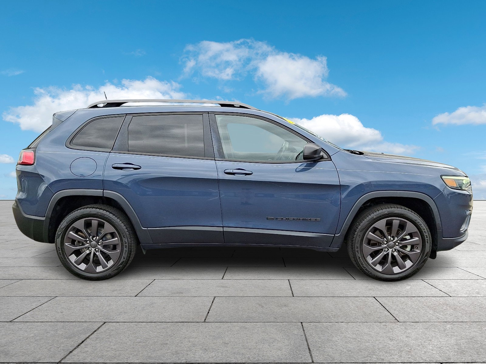 Used 2021 Jeep Cherokee Latitude Lux 80th Anniv w/ Quick Order Package 26U 80TH AWD/4WD image 7