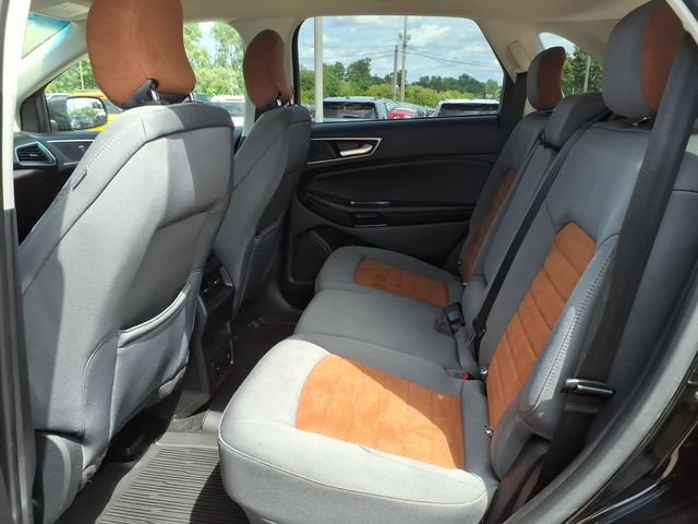 Certified 2018 Ford Edge SEL w/ Equipment Group 201A AWD/4WD image 9