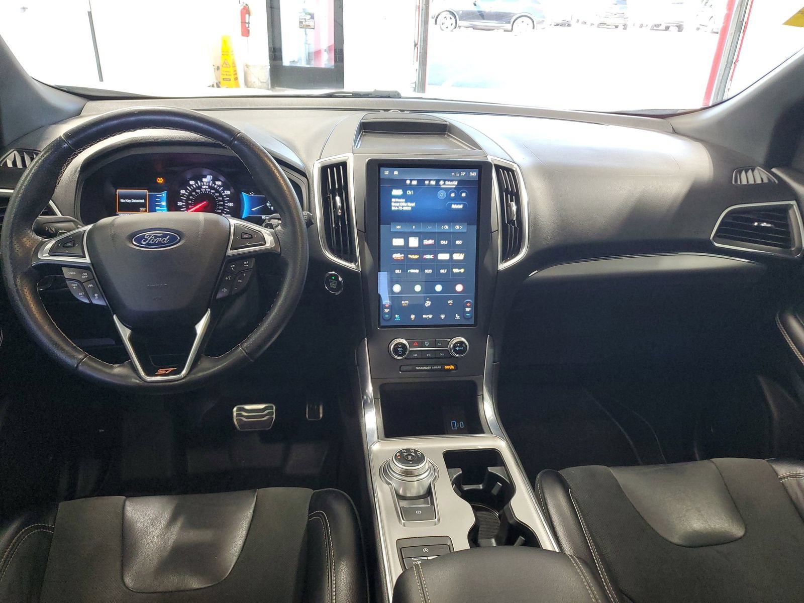 Certified 2022 Ford Edge ST w/ Equipment Group 401A AWD/4WD image 10