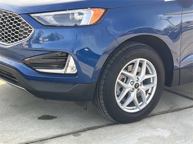 Certified 2024 Ford Edge SEL w/ Convenience Package image 9