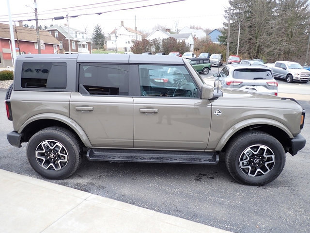 Certified 2025 Ford Bronco Outer Banks image 2