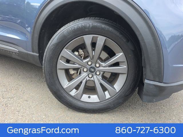 Certified 2021 Ford Explorer XLT w/ Equipment Group 202A AWD/4WD image 9