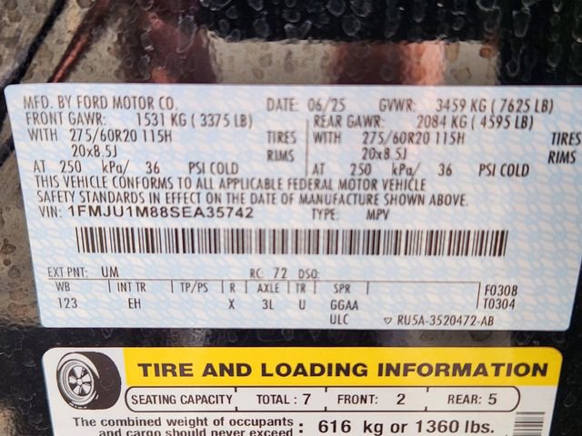 Certified 2025 Ford Expedition Platinum image 27