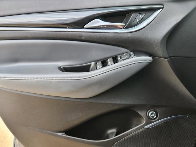 Used 2019 Buick Enclave Essence image 20