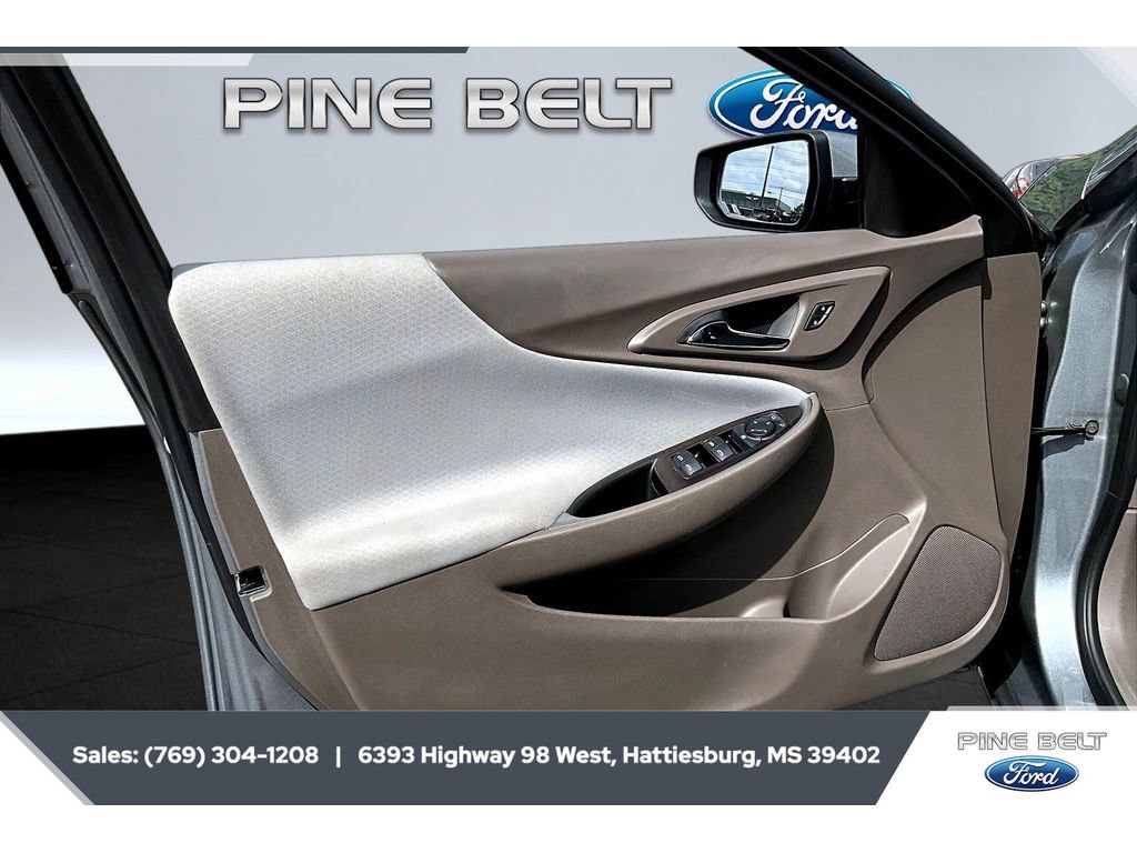 Used 2024 Chevrolet Malibu LT FWD image 17