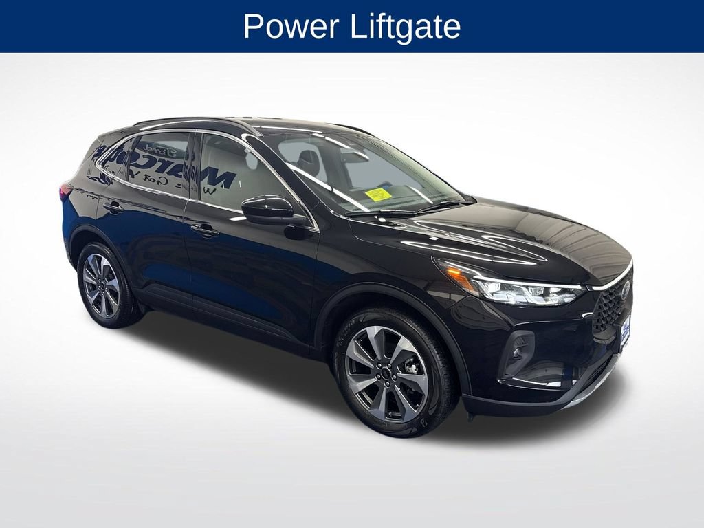 Certified 2025 Ford Escape Platinum AWD/4WD image 8