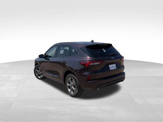 Certified 2023 Ford Escape ST-Line Select w/ Tech Pack #2 AWD/4WD image 4
