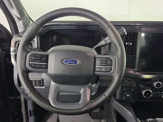 Certified 2025 Ford F350 Lariat w/ Black Appearance Package image 13