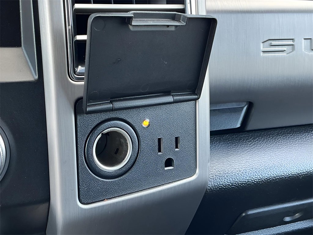 Certified 2021 Ford F350 Platinum w/ Tremor Off-Road Package image 50