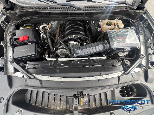 Used 2023 Chevrolet Tahoe RST w/ RST Performance Edition AWD/4WD image 9