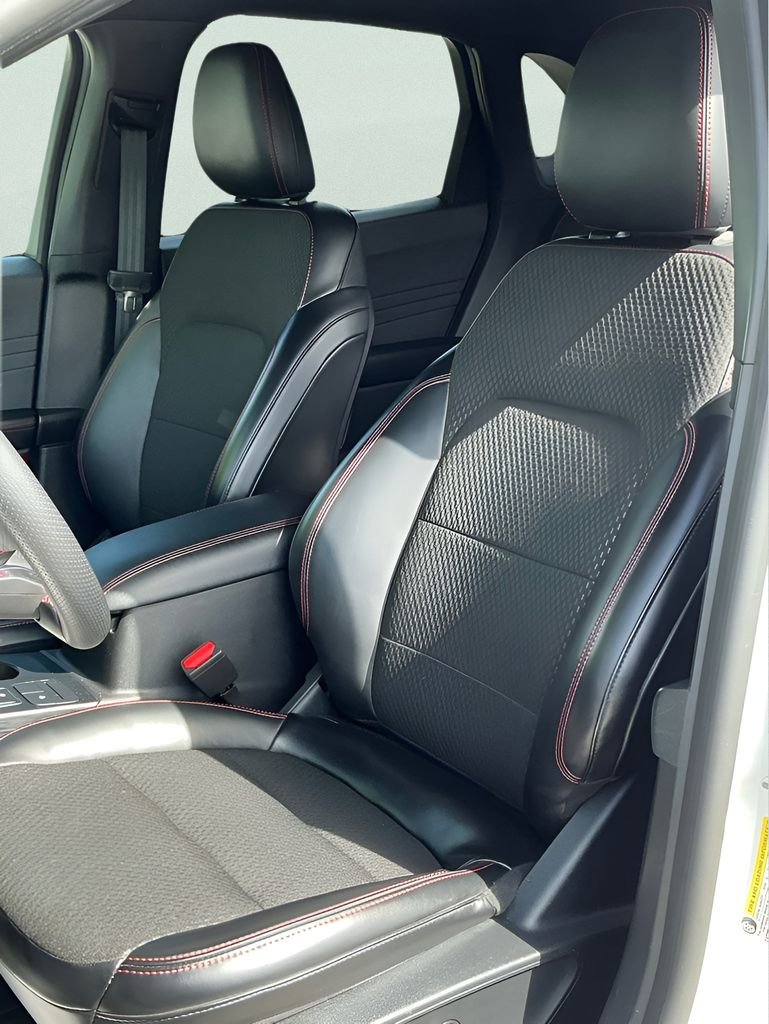 Certified 2024 Ford Escape ST-Line Select AWD/4WD image 20