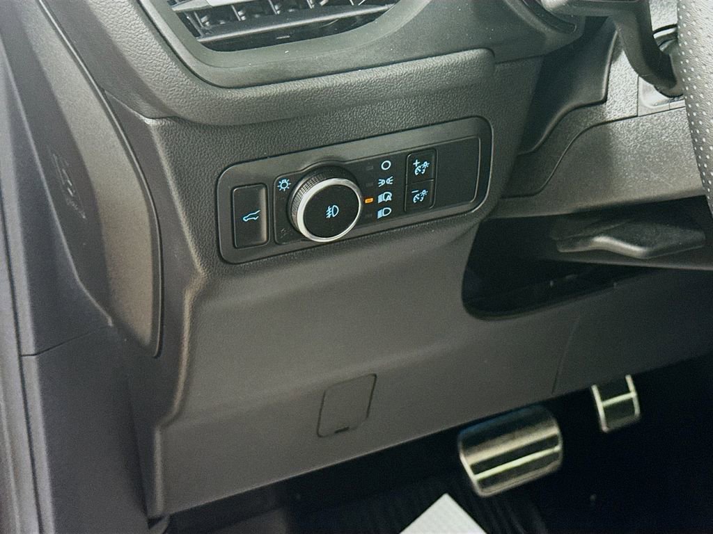 Certified 2023 Ford Escape ST-Line Elite w/ Premium Technology Package AWD/4WD image 14