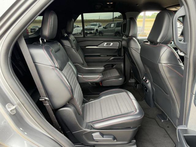 Certified 2025 Ford Explorer ST-Line w/ Premium Package RWD image 29