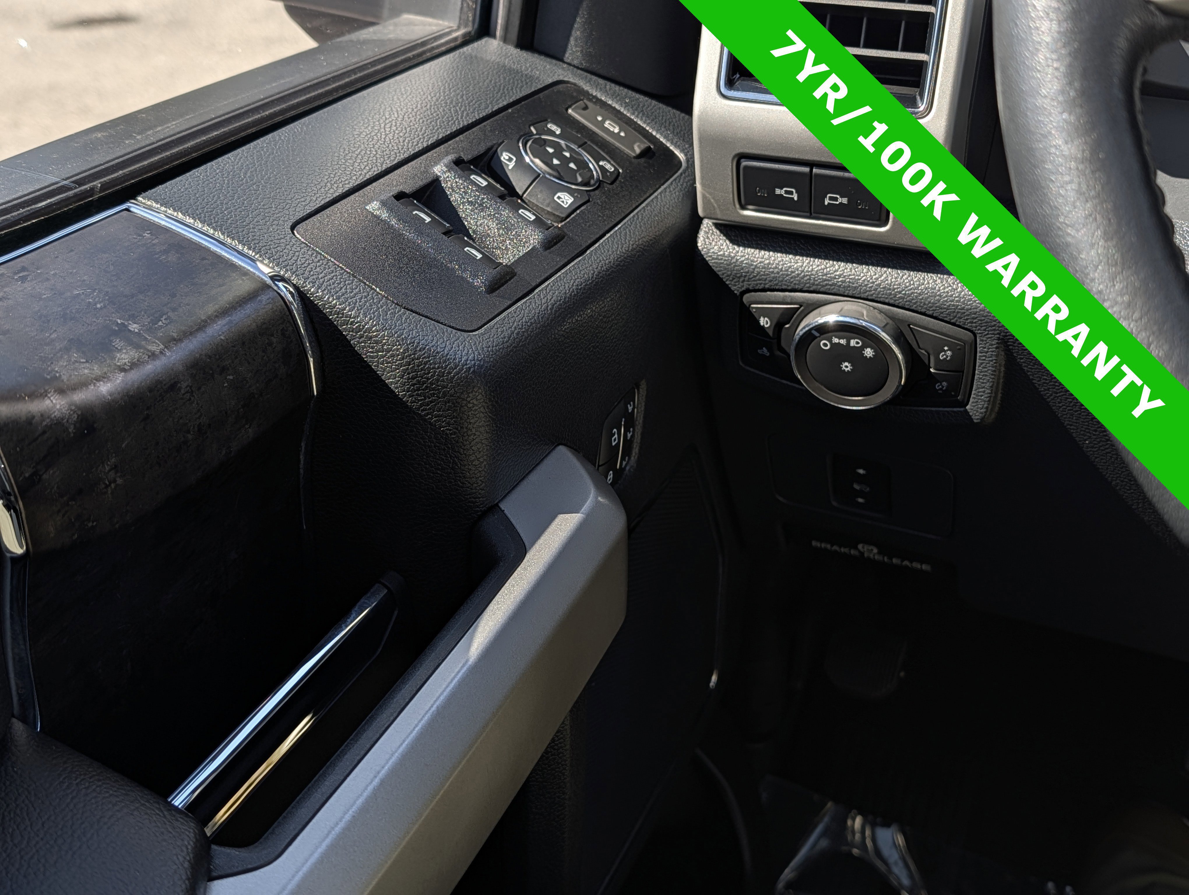 Certified 2022 Ford F250 Lariat w/ Tremor Off-Road Package AWD/4WD image 25