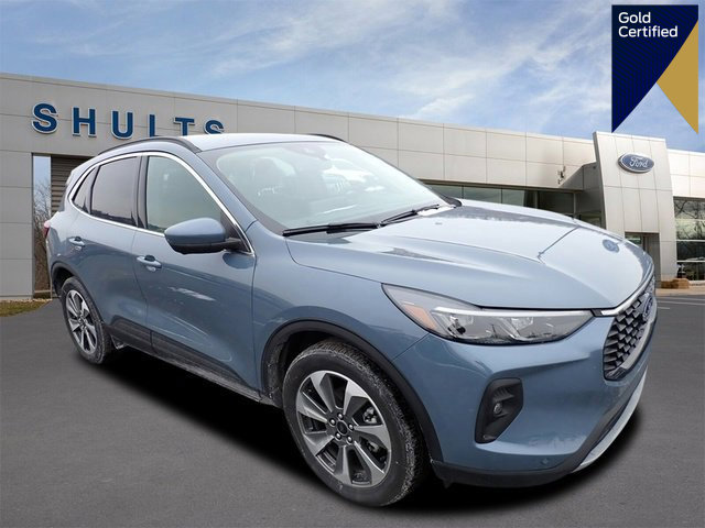 Certified 2025 Ford Escape Platinum w/ Premium Technology Package