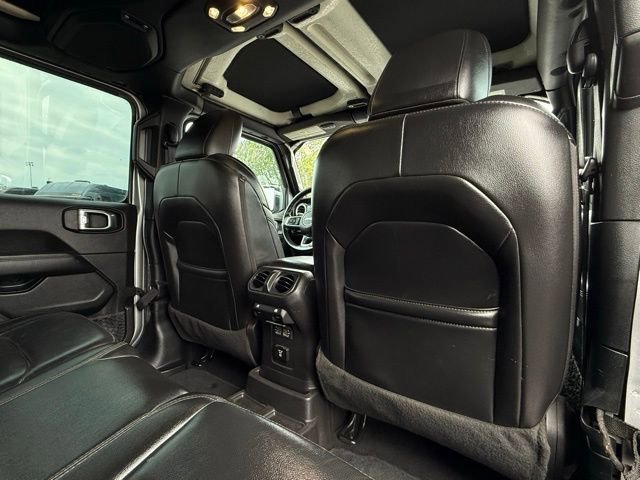 Used 2021 Jeep Wrangler Unlimited Sahara image 33