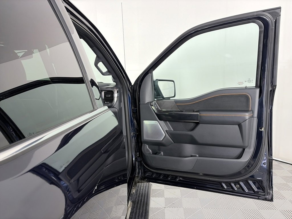 Certified 2021 Ford F150 Platinum w/ Equipment Group 701A High image 33