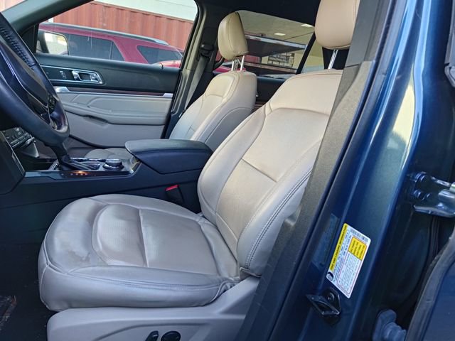 Certified 2019 Ford Explorer Limited w/ Ford Safe & Smart Package AWD/4WD image 7