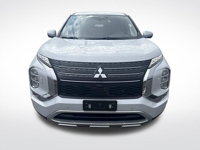 Used 2024 Mitsubishi Outlander 4WD Plug-In Hybrid image 12