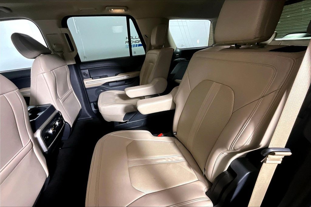 Certified 2024 Ford Expedition Limited RWD image 21