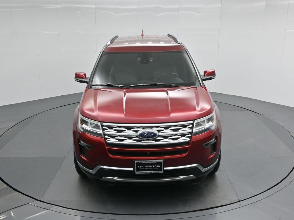 Certified 2018 Ford Explorer Limited w/ Ford Safe & Smart Package image 36