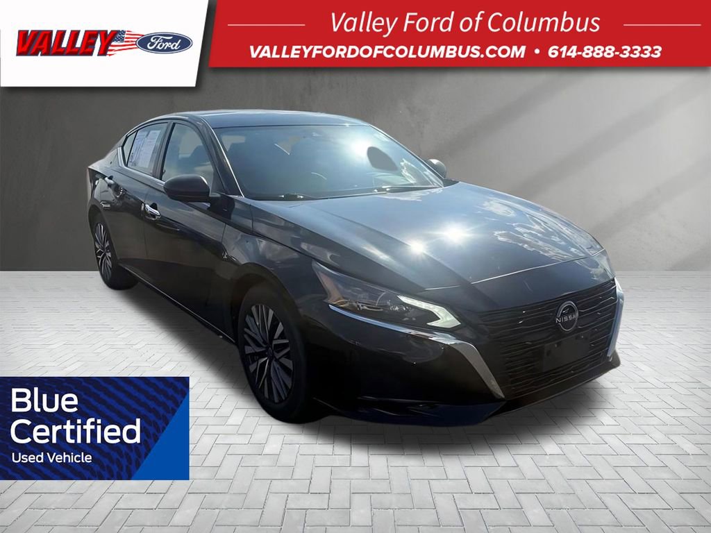 Used 2024 Nissan Altima 2.5 SV FWD image 1