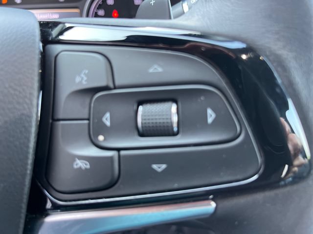 Used 2023 Buick Enclave Essence w/ LPO, Touring Package FWD image 30