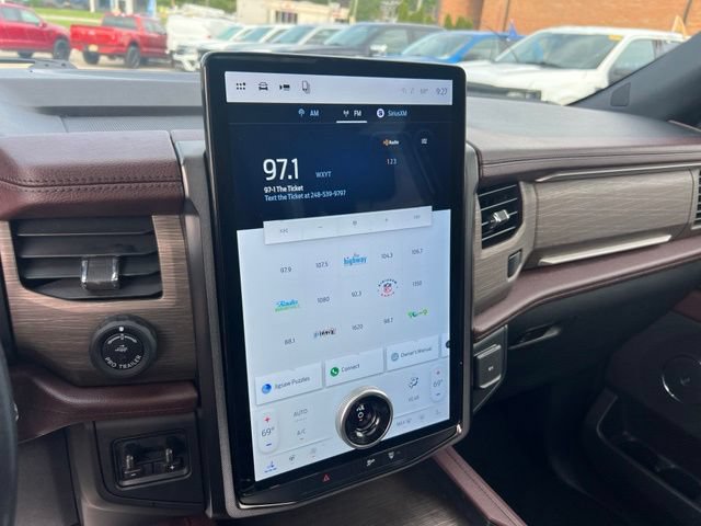 Certified 2023 Ford Expedition Max Limited AWD/4WD image 14