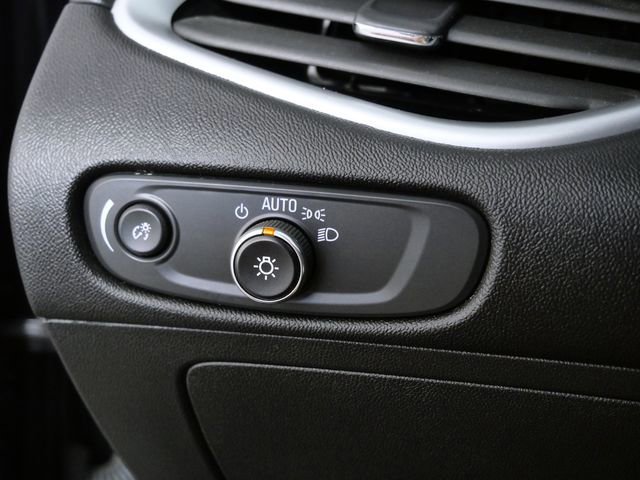 Used 2023 Chevrolet Malibu LT image 24