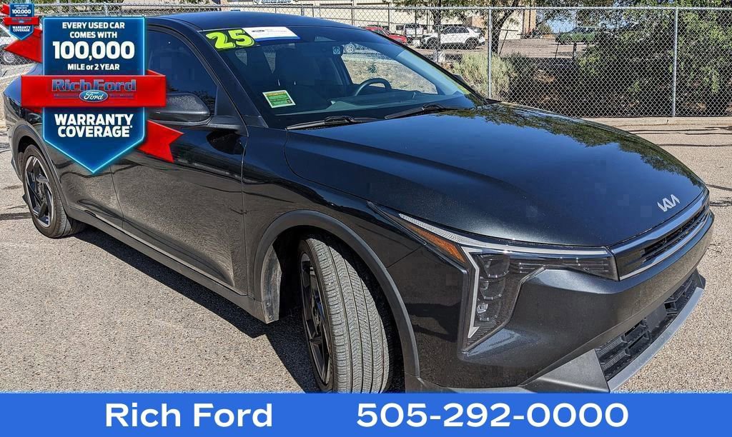 Used 2025 Kia K4 EX FWD image 1