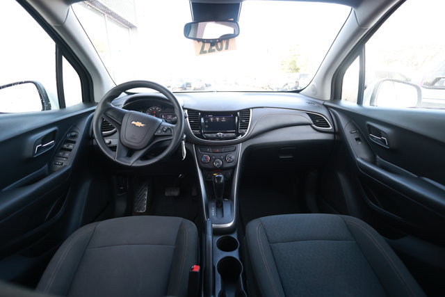 Used 2018 Chevrolet Trax LS AWD/4WD image 11
