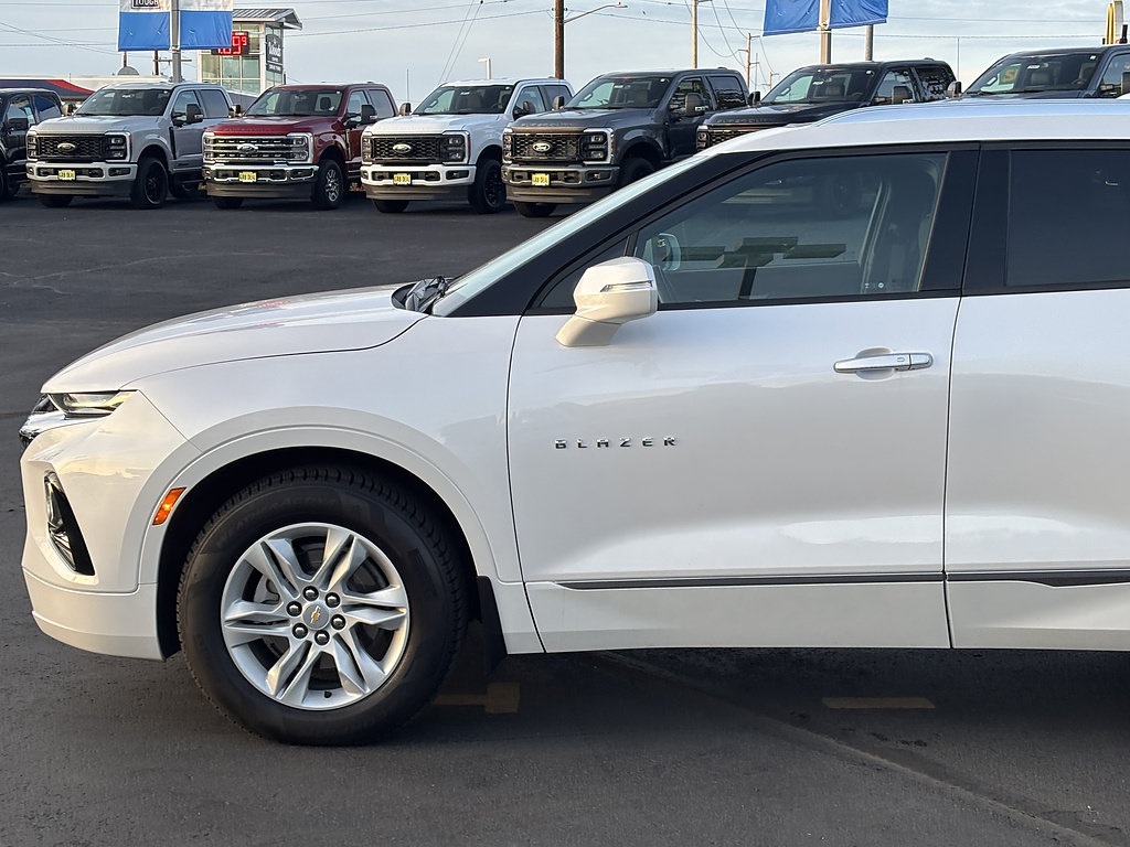 Used 2020 Chevrolet Blazer Premier AWD/4WD image 11