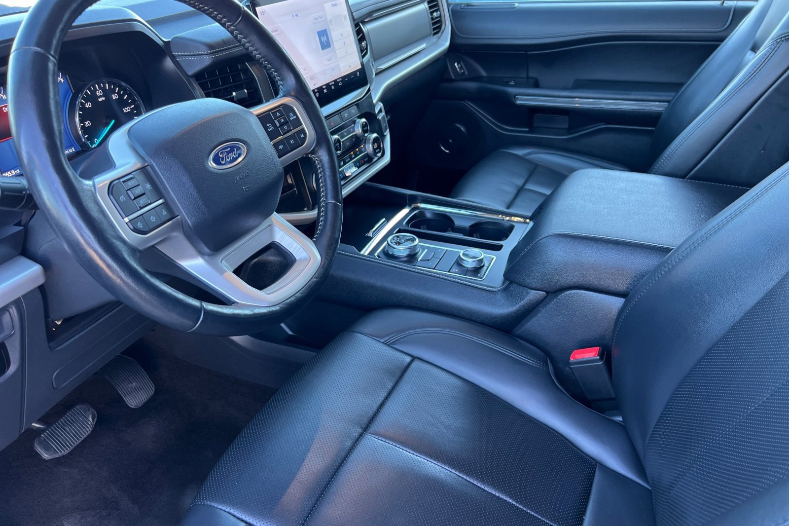 Certified 2022 Ford Expedition Max XLT image 11