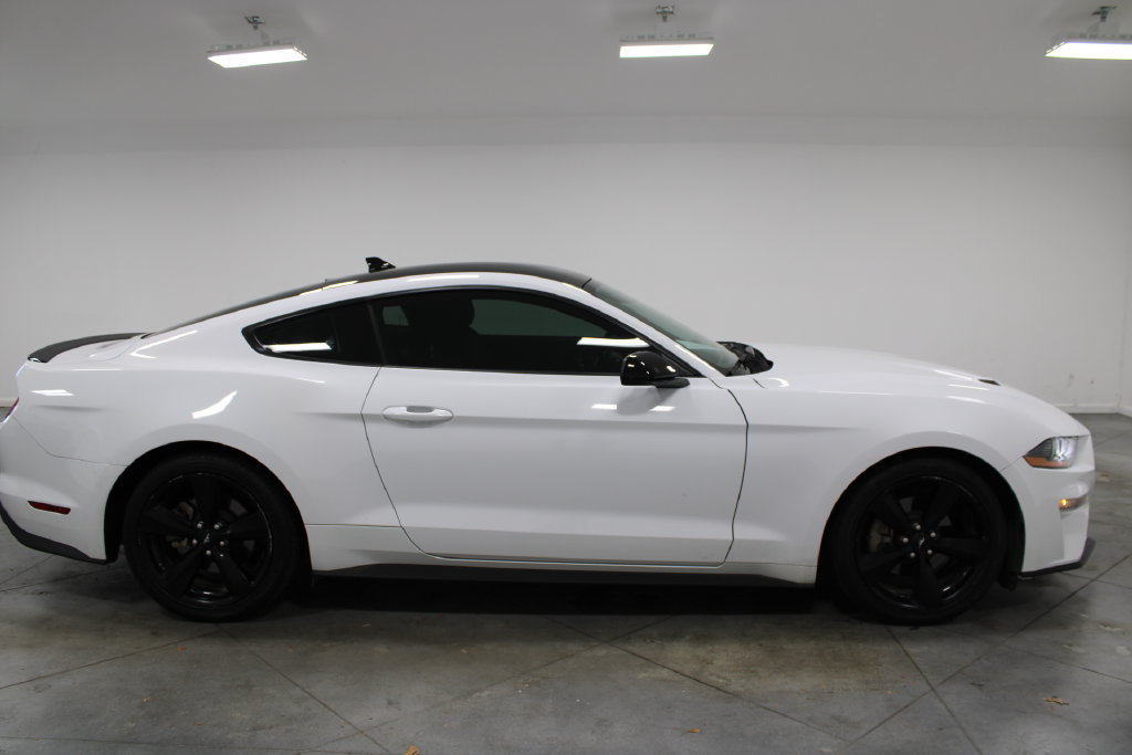 Certified 2021 Ford Mustang Coupe w/ Black Accent Package RWD image 12