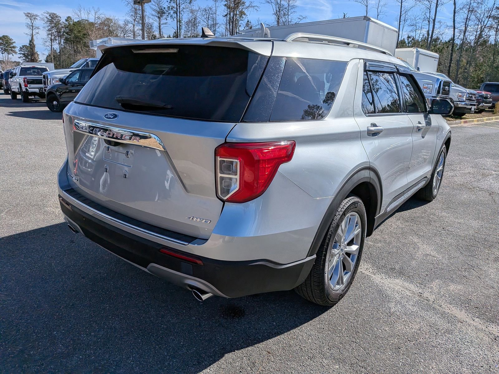 Certified 2023 Ford Explorer Limited image 5