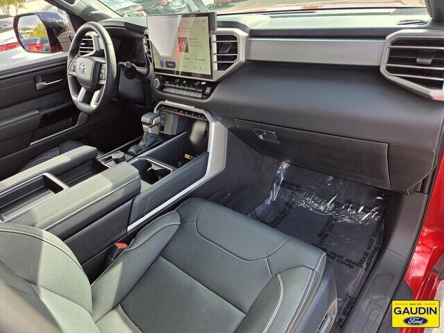 Used 2026 Toyota Tundra Limited AWD/4WD image 17