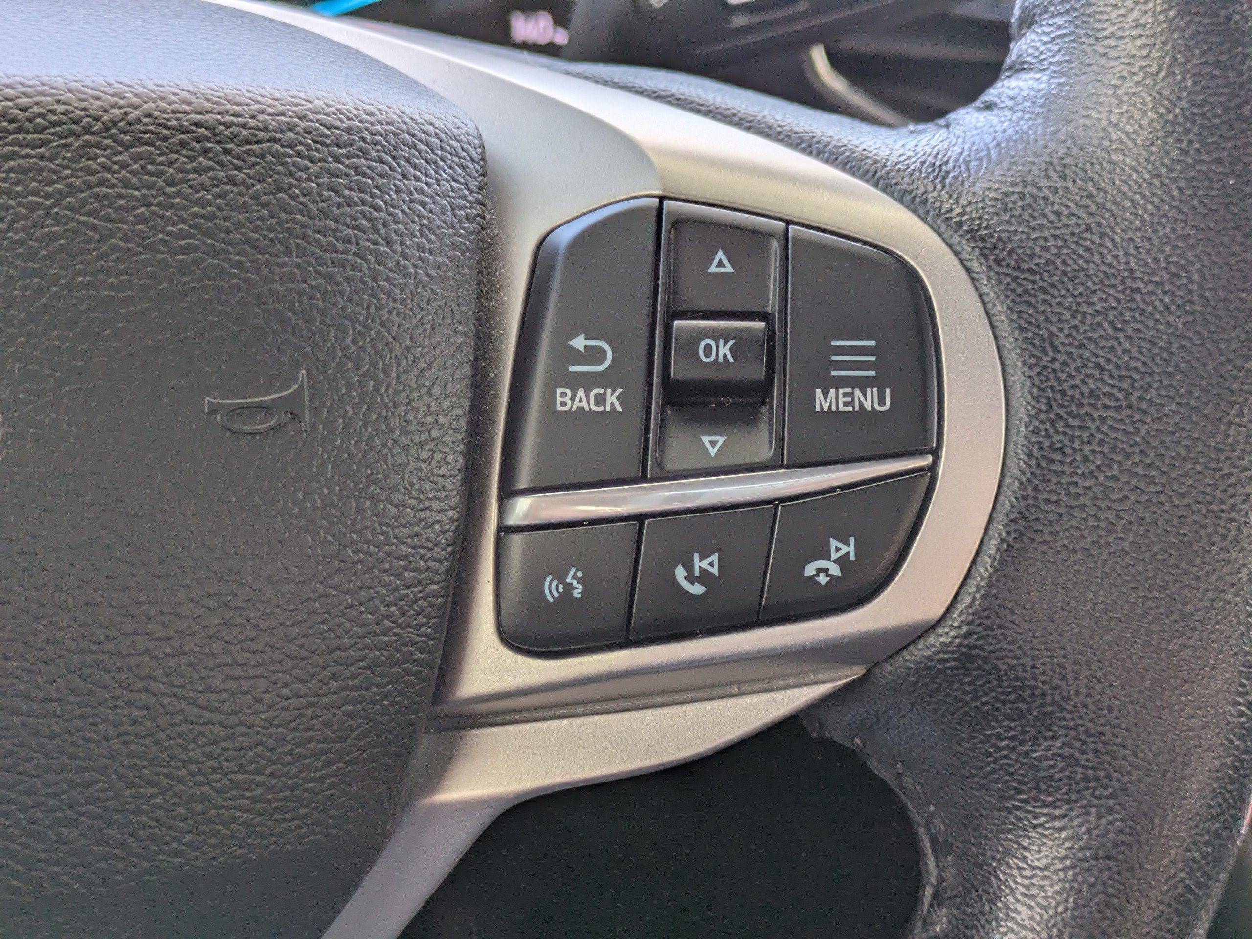 Certified 2022 Ford Explorer Limited w/ Limited Technology Package image 23