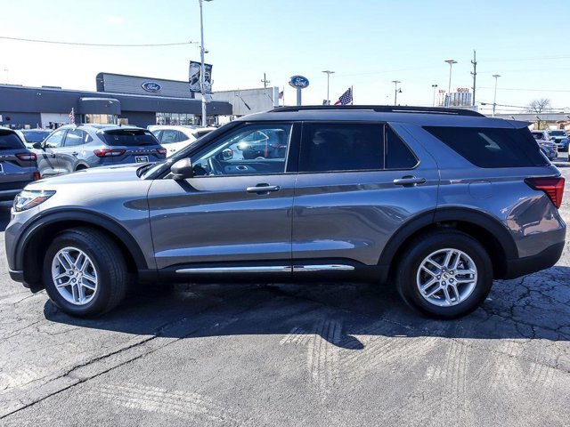 Certified 2025 Ford Explorer Active AWD/4WD image 6