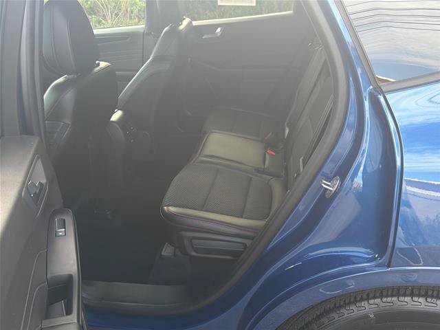 Certified 2023 Ford Escape ST-Line w/ Tech Pack #1 AWD/4WD image 26